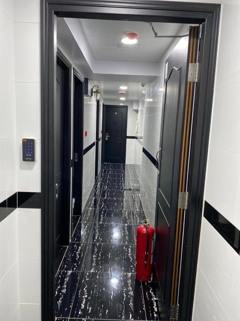 Ден и Нощ Hotel Хонконг Екстериор снимка